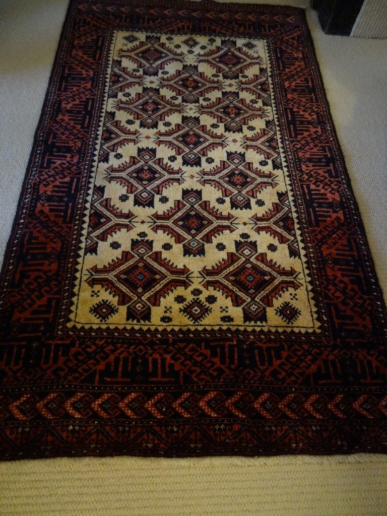 Hand knotted Persian Baluch rug