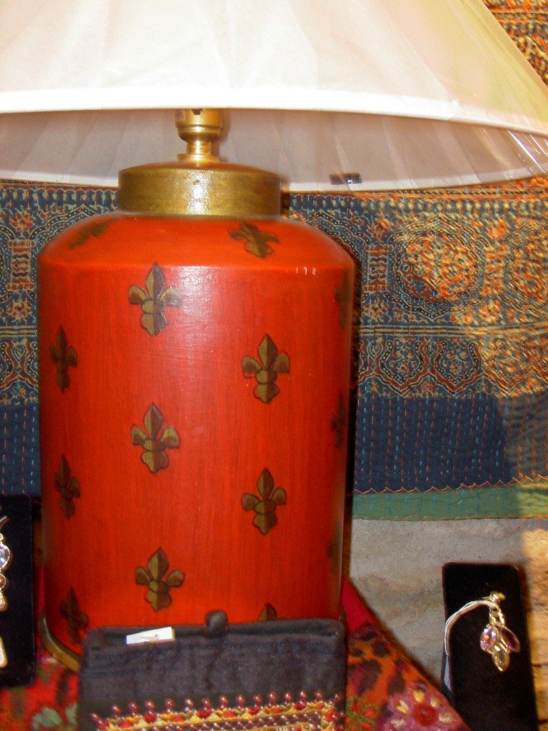 Red painted tin lamp base